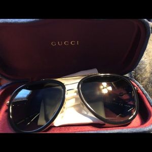 Gucci sunglasses gg0062s